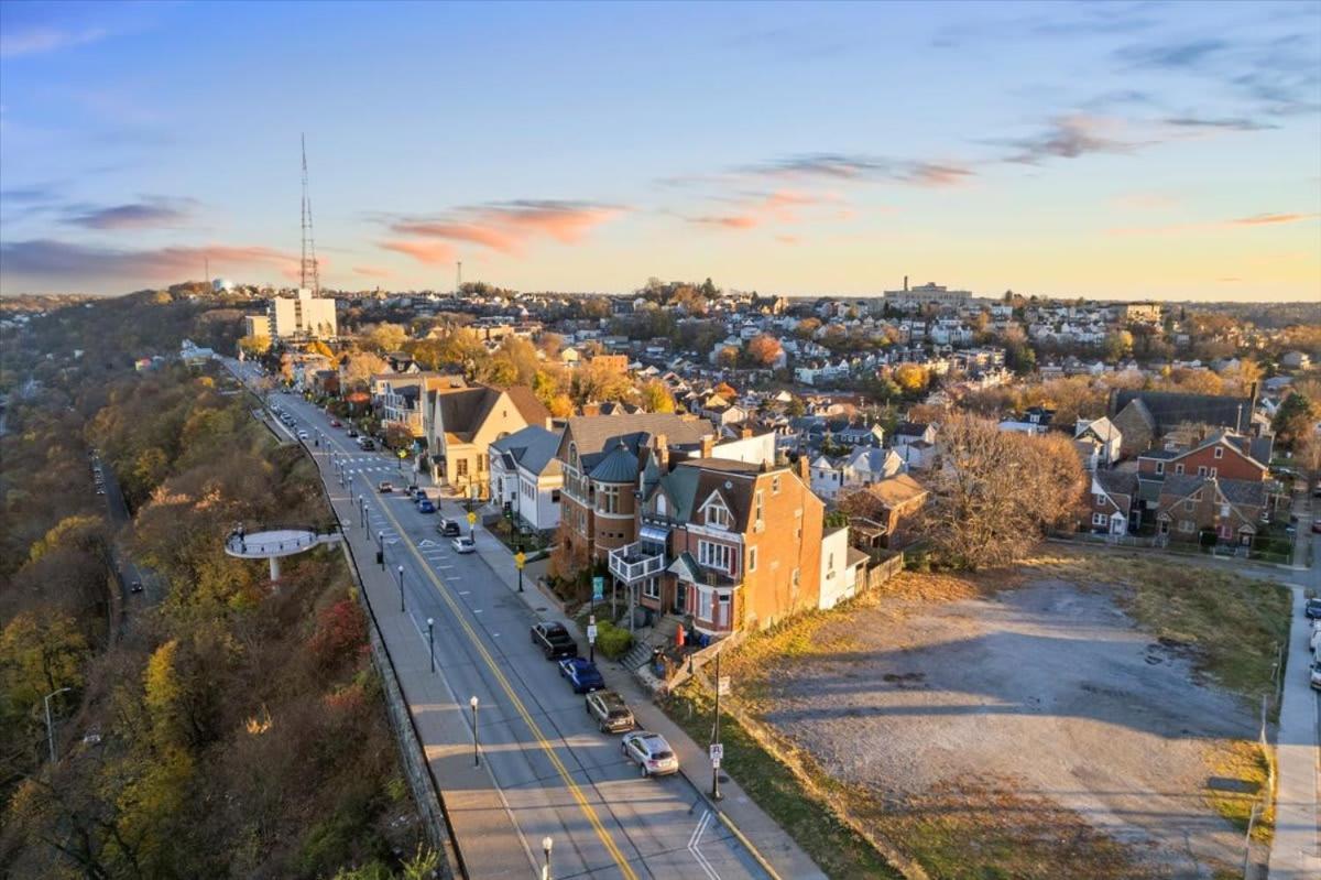 Appartement Panoramic Views On Your Front Porch à Pittsburgh Extérieur photo